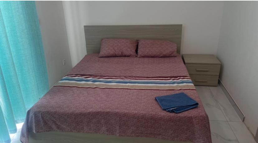 Joes Court Apartamento Santa Vennera